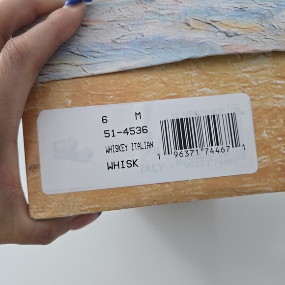 Bella Vita Zoe Wedge Sandal. Color Whiskey Leather. Size 6. NewHighlight a num - Picture 6 of 6